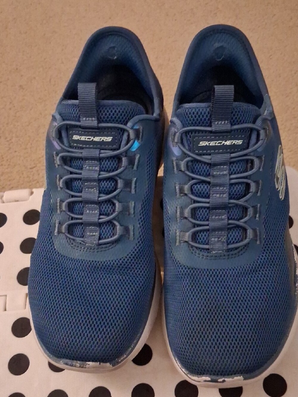 Skechers Women's Blue Mesh Slip-Ins Athletic Sneakers 6 Shoes